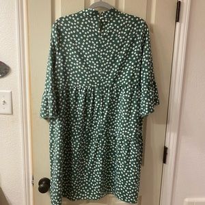 Green and white flowers dress